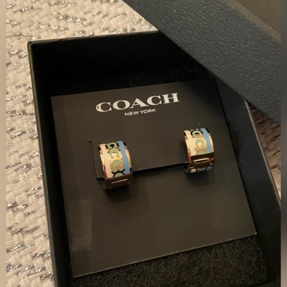 NWT! Authentic Coach bangle bracelet in gold, soft green and blue. Coach logos - Picture 8 of 8